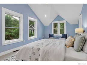 320 Pearl Street, Boulder CO 80302