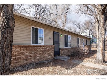 146-148 E Saint Clair Avenue