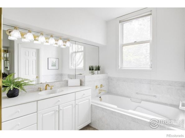 910 Kalmia Avenue, Boulder CO 80304