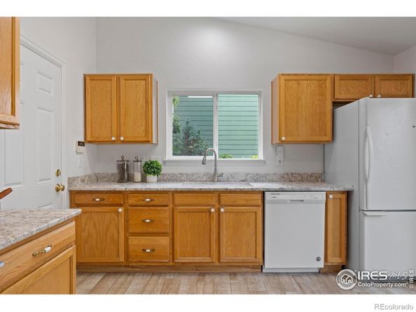 742 Picket Lane, Longmont CO 80504
