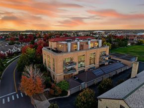 7752 E 4th Avenue 2C, Denver CO 80230