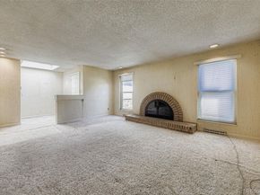 11902 E Maple Avenue, Aurora CO 80012
