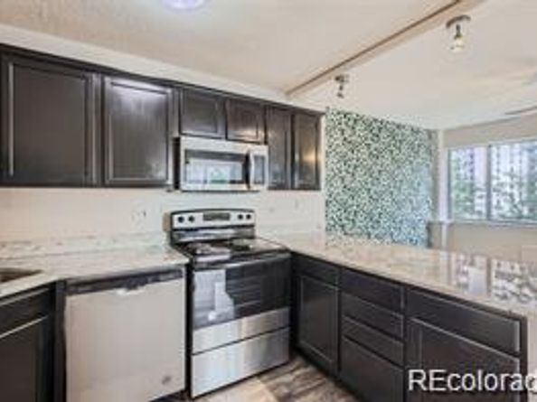 909 N Logan Street 4A, Denver CO 80203