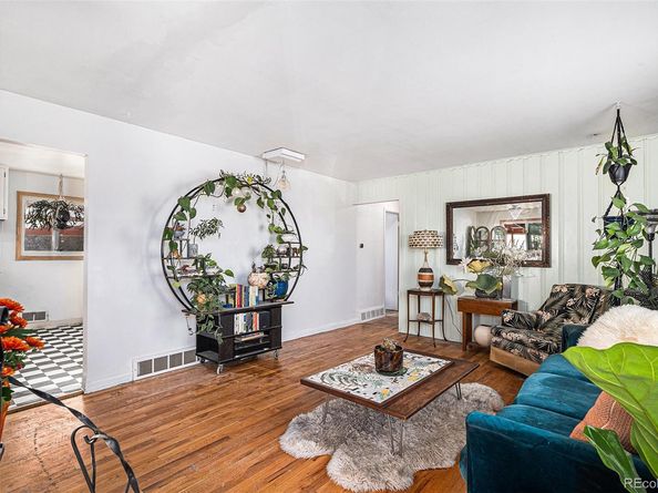 7887 Quivas Way, Denver CO 80221