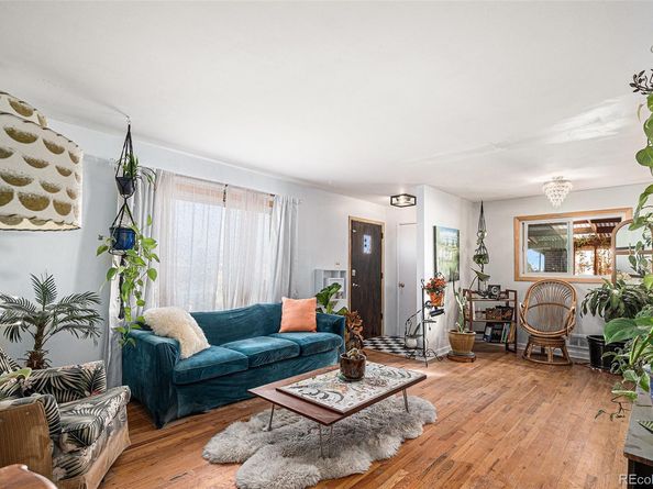 7887 Quivas Way, Denver CO 80221