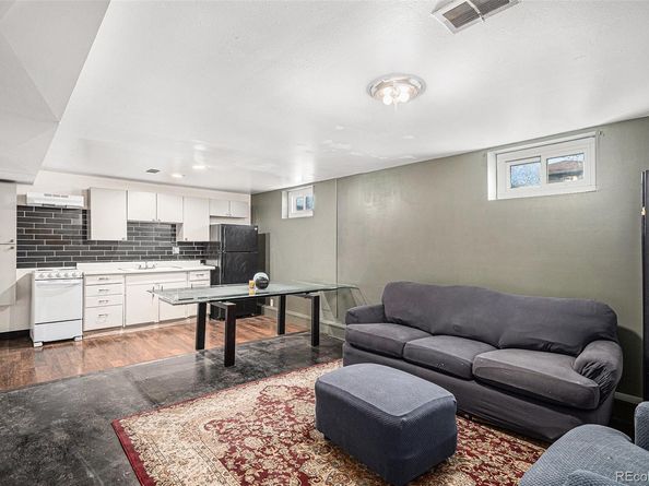 7887 Quivas Way, Denver CO 80221