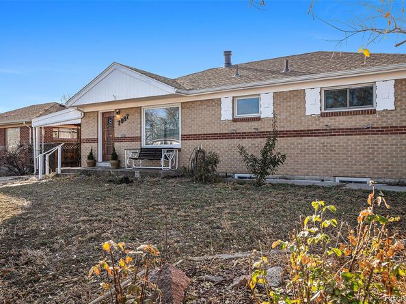 7887 Quivas Way, Denver CO 80221