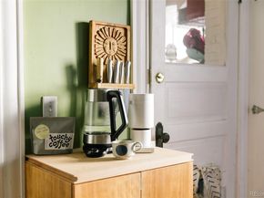 1321 E 12th Avenue 3, Denver CO 80218