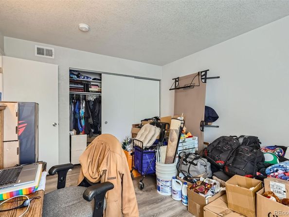 940 S Peoria Street, Aurora CO 80012
