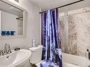940 S Peoria Street, Aurora CO 80012