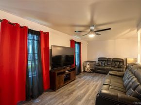 10050 Holland Court, Broomfield CO 80021