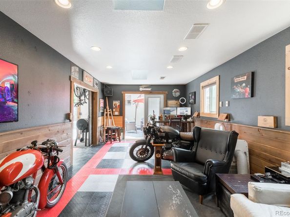 915 N Kearney Street, Denver CO 80220