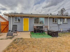 3222 Blackhawk Circle, Aurora CO 80011
