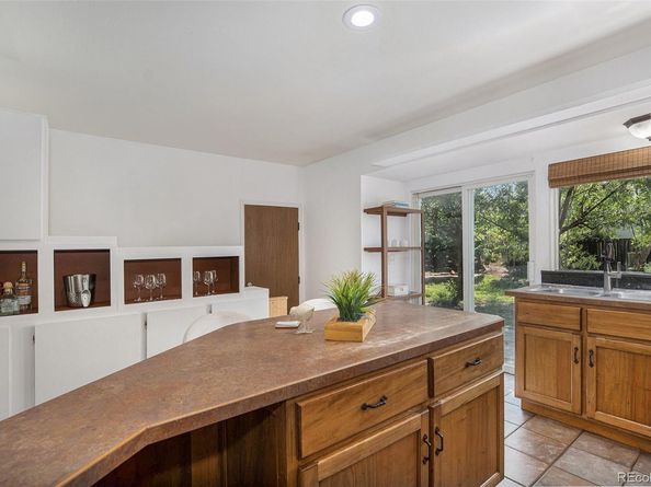 Undisclosed Address #8407597, Aurora CO 80015