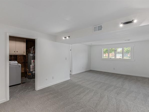 1239 Dearborn Street, Aurora CO 80011