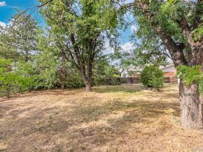 1239 Dearborn Street, Aurora CO 80011