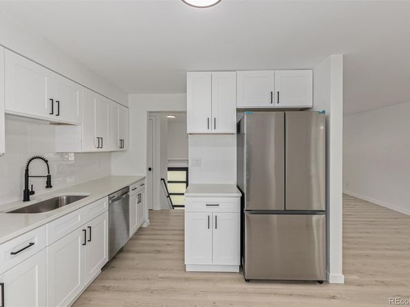 1239 Dearborn Street, Aurora CO 80011