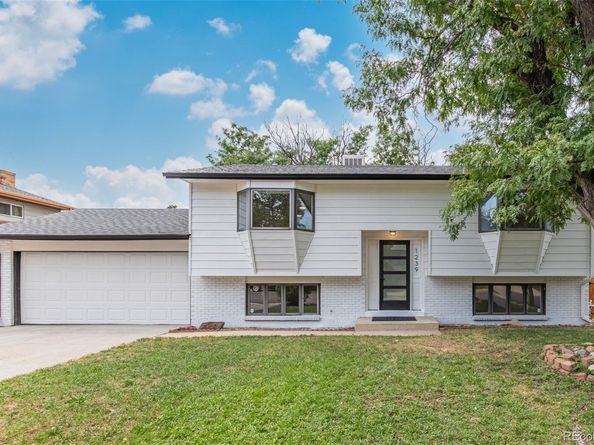 1239 Dearborn Street, Aurora CO 80011