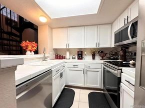4933 S Carson Street 212, Aurora CO 80015