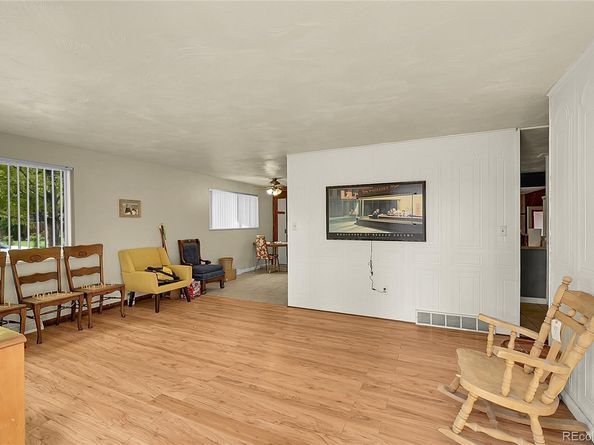 405 Elliott Street, Longmont CO 80504