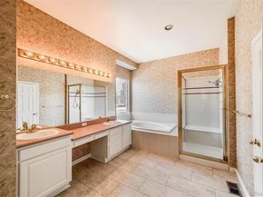 Undisclosed Address #5728486, Broomfield CO 80021