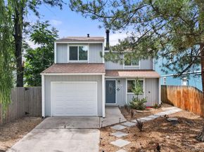 1211 Meadow Street, Longmont CO 80501