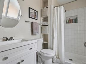 Undisclosed Address #5385192, Aurora CO 80013