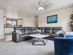 Undisclosed Address #5385192, Aurora CO 80013