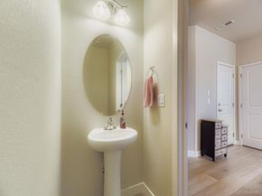 3723 S Perth Circle 102, Aurora CO 80013