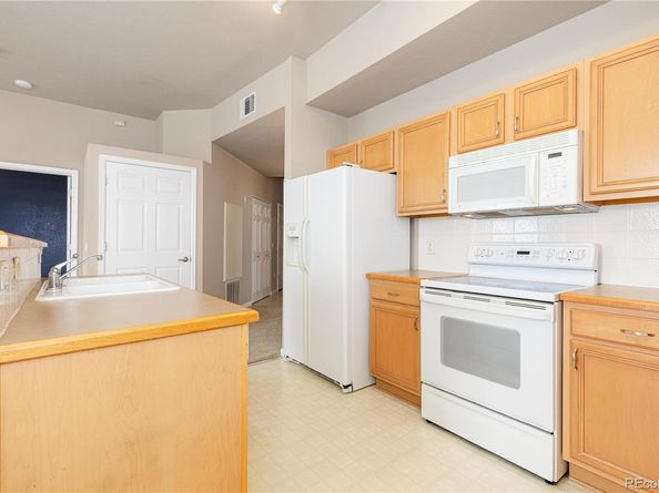 15475 Andrews Drive 412, Denver CO 80239