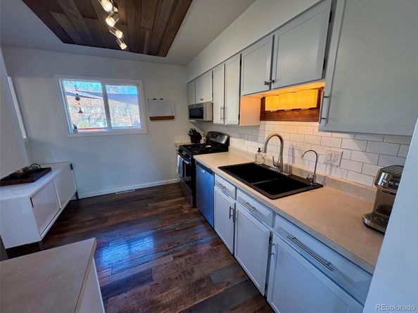 6885 W 69th Place, Arvada CO 80003