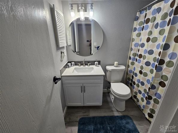 8555 Fairmount Drive J103, Denver CO 80247