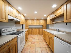 185 S Hoyt Street, Lakewood CO 80226