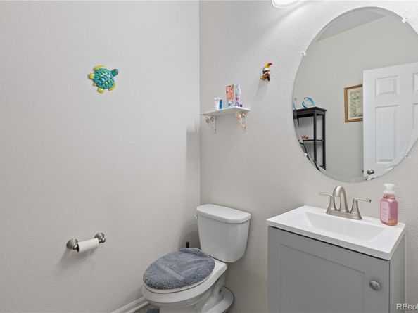 4861 S Picadilly Court, Aurora CO 80015