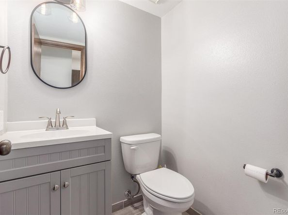8752 E Amherst Drive E, Denver CO 80231