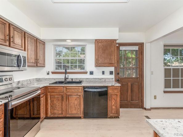 8752 E Amherst Drive E, Denver CO 80231
