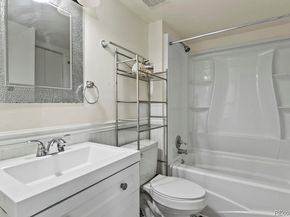 Undisclosed Address #3778078, Aurora CO 80017