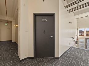 1777 E 39th Avenue 205, Denver CO 80205