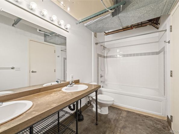 1777 E 39th Avenue 205, Denver CO 80205