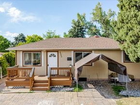 Undisclosed Address #3354396, Denver CO 80222