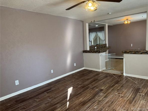 991 Oak Place, Thornton CO 80229