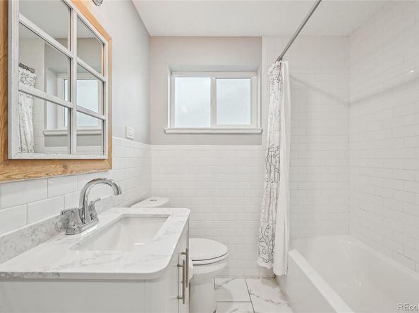 3285 N Monaco Parkway, Denver CO 80207
