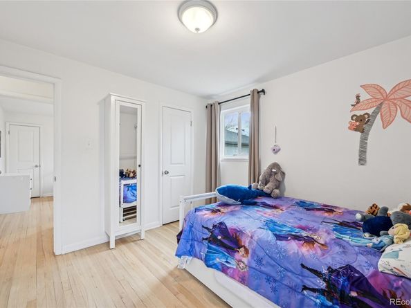 3285 N Monaco Parkway, Denver CO 80207