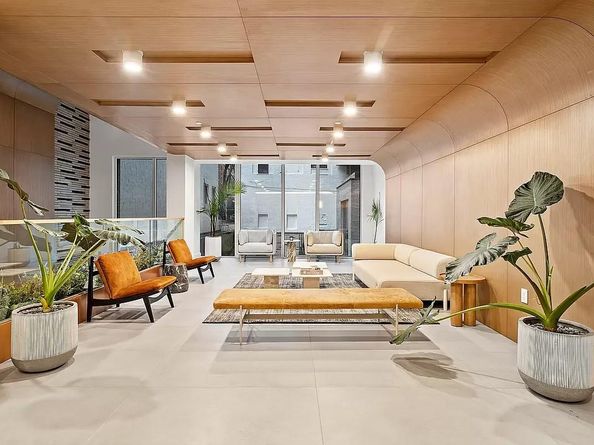 208 Delancey Street 2H, New York NY 10002