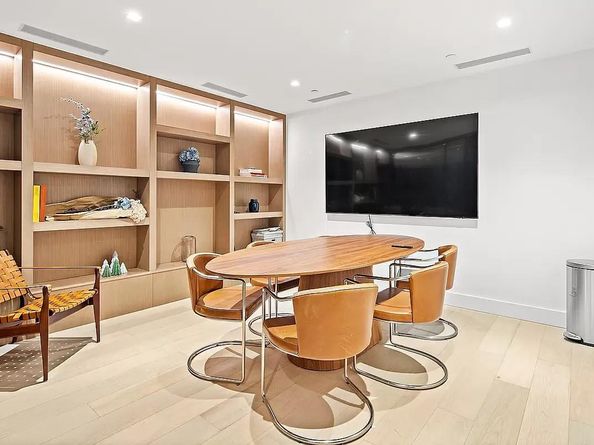208 Delancey Street 2H, New York NY 10002