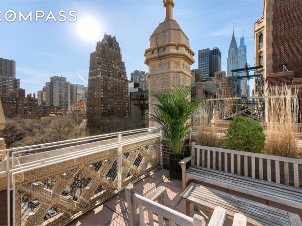 333 East 43rd Street 909, New York NY 10017
