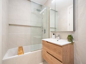 343 Menahan Street 2R, Brooklyn NY 11237
