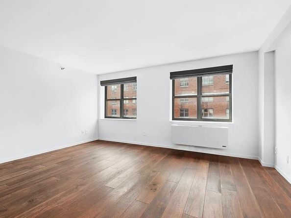 516 West 47th Street N4D, New York NY 10036