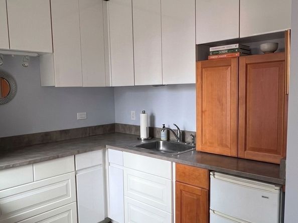 236 East 47th Street 28D, New York NY 10017