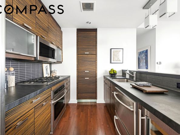 101 West 24th Street 15B, New York NY 10011